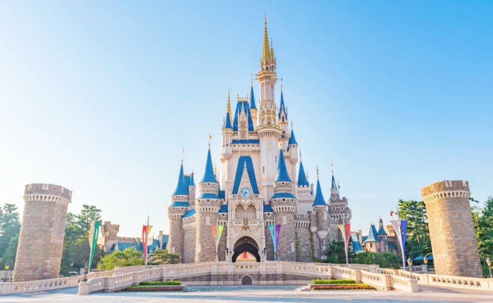 Tokyo Disneyland , Japan